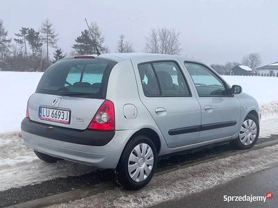 Srebrny Używany 2004 Renault Clio II Hatchback | 4900 zł (Uczciwa cena)