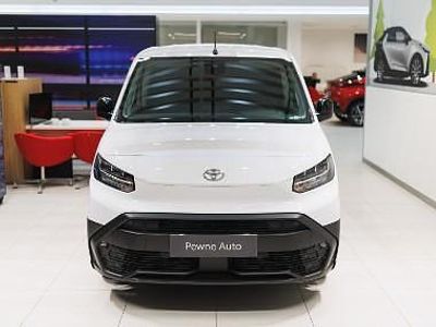 Biały Używany 2024 Toyota Proace City Active Minivan | 97 850 zł
