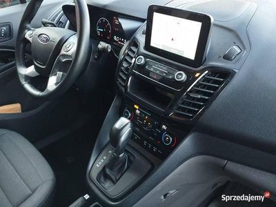 Biały Używany 2020 Ford Grand Tourneo Connect Minivan | 75 000 zł