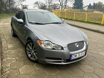 Szary Używany 2011 Jaguar XF Sedan/Limuzyna | 34 999 zł