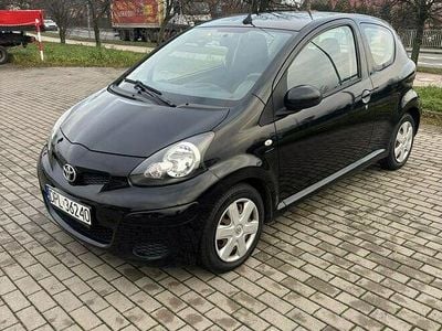 Używany Toyota Aygo 68 KM (50 kW) 2009 Czarny Hatchback