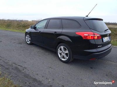 Czarny Używany 2015 Ford Focus Kombi | 25 600 zł (Uczciwa cena)