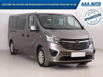 Używany Opel Vivaro 2017 Szary Minivan