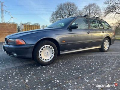 Używany BMW 520 1998 Grafitowy Kombi