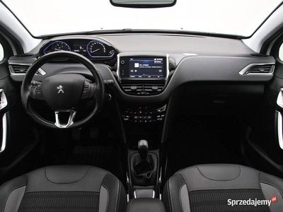 Biały Używany 2019 Peugeot 2008 Allure SUV | 45 999 zł