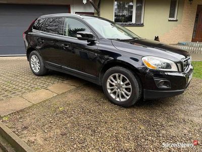 Czarny Używany 2009 Volvo XC60 Summum SUV | 49 999 zł (Dość drogi)