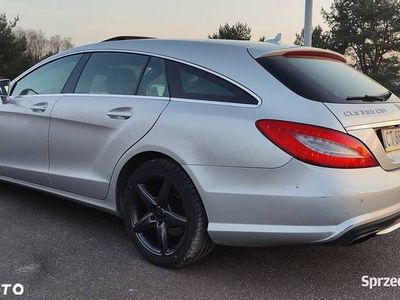 używany Mercedes CLS350 CDI 4matic full opcja 2012r