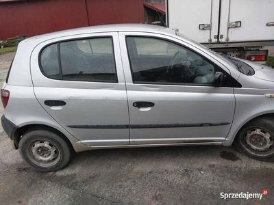 Używany 2001 Toyota Yaris | 2100 zł