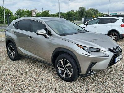Srebrny Używany 2021 Lexus NX300 SUV | 140 000 zł