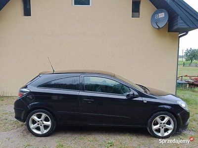 Opel Astra GTC