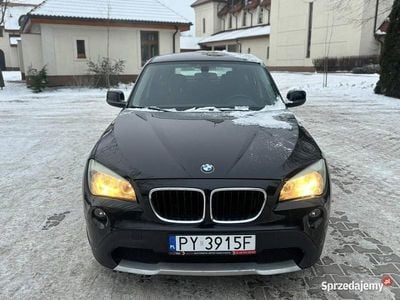 Czarny Używany 2011 BMW X1 SUV | 25 300 zł (Uczciwa cena)