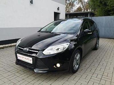 używany Ford Focus 1.0 12v 125KM Klima Halogeny Isofix Parktronic Serwis Nowy rozr…