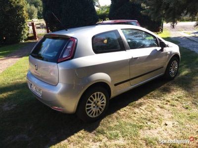 używany Fiat Grande Punto 1.4 benzyna 2013 rok