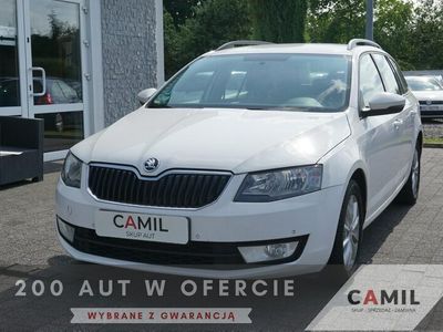 Biały Używany 2015 Skoda Octavia Kombi | 27 600 zł