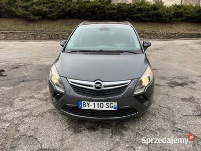 używany Opel Zafira 