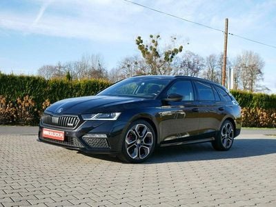 Czarny (metalik) Używany 2021 Skoda Octavia RS Kombi | 106 900 zł (Uczciwa cena)