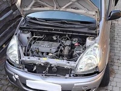 Używany Toyota Yaris 2003 Kombi