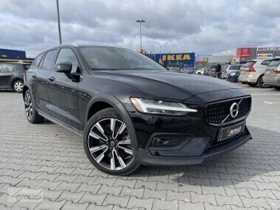 używany Volvo V60 CC II AWD T5 Idealny Stan Bogate Wyposażenie