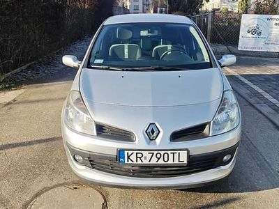 Srebrny Używany 2008 Renault Clio III Coupe | 7900 zł