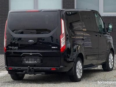 Czarny Używany 2022 Ford Tourneo Custom Titanium X Van | 113 900 zł