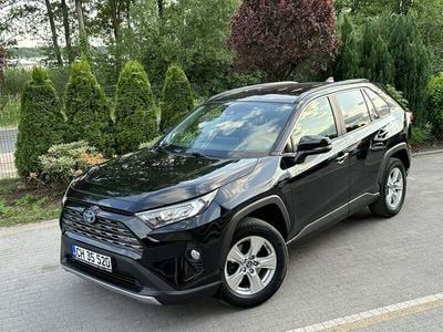 Używany Toyota RAV4 Hybrid 218 KM (160 kW) 2019 Czarny (metalik, perła) SUV