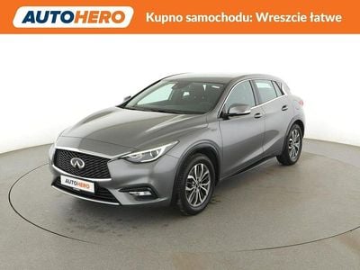Używany Infiniti Q30 109 KM (80 kW) 2017 Szary Hatchback