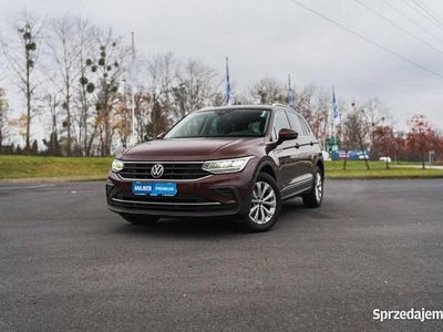 Brązowy Używany 2020 VW Tiguan SUV | 98 999 zł (Dość drogi)