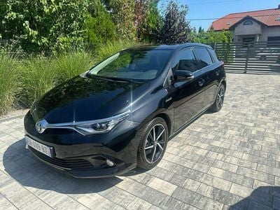 Czarny Używany 2016 Toyota Auris Hatchback | 49 999 zł (Uczciwa cena)