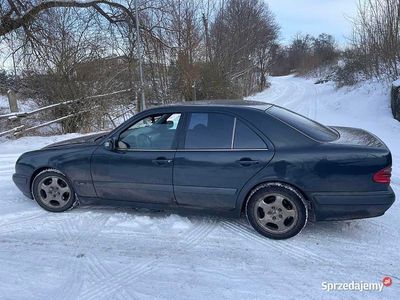 Używany 2000 Mercedes E200 Sedan/Limuzyna | 6500 zł