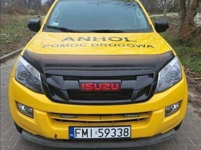 Żółtozłoty Używany 2016 Isuzu D-Max Pickup | 330 000 zł