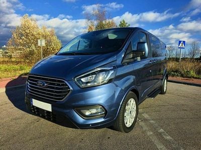 Niebieski Używany 2018 Ford Tourneo Titanium Minivan | 110 500 zł (Drogi)