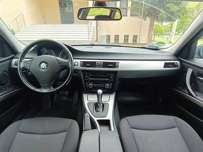 Czarny Używany 2007 BMW 320 Sedan/Limuzyna | 25 000 zł (Dość drogi)