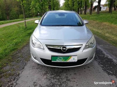 używany Opel Astra 1.4 16V Essentia