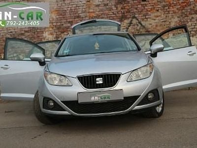 Używany Seat Ibiza ST 86 KM (63 kW) 2010 Srebrny Kombi