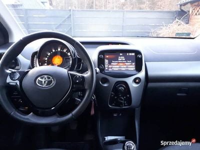 Używany Toyota Aygo X-play 72 KM (52 kW) 2021 Hatchback