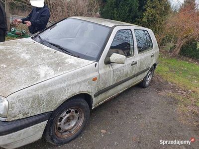 używany VW Golf III 1,9TD w całości na części