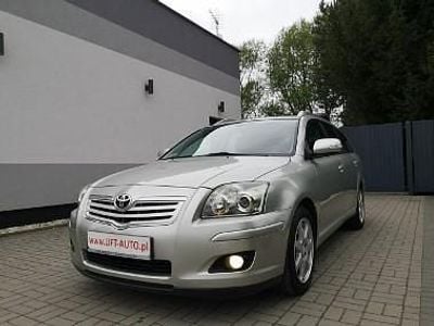 Srebrny (metalik) Używany 2007 Toyota Avensis Kombi | 18 900 zł (Drogi)