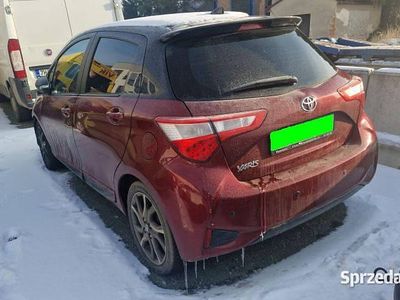 używany Toyota Yaris 7.2017- 1.5benzyna-111km- 101000km- uszkodzony