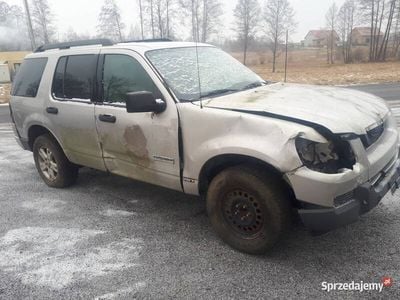 Używany Ford Explorer 2006 Żółty SUV