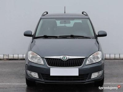 Używany Skoda Fabia 75 KM (55 kW) 2011 Szary Kombi
