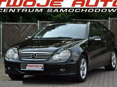 używany Mercedes C180 1.8dm 143KM 2007r. 210 000km