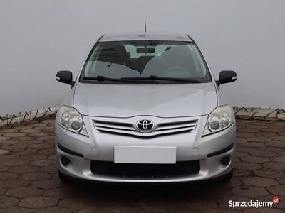 Używany Toyota Auris 2011 Srebrny Hatchback