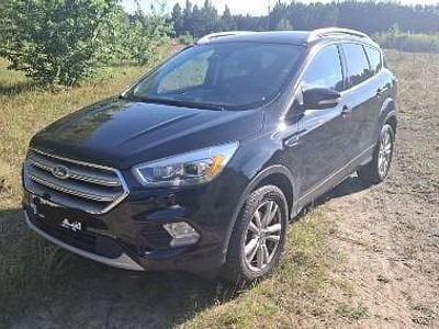 Używany Ford Kuga Titanium 150 KM (110 kW) 2016 Czarny SUV