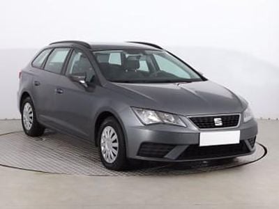 Używany Seat Leon 90 KM (66 kW) 2017 Szary Kombi