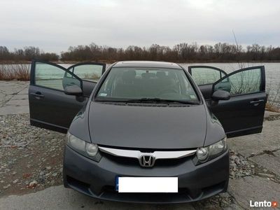 Szary Używany 2009 Honda Civic Sedan/Limuzyna | 18 000 zł