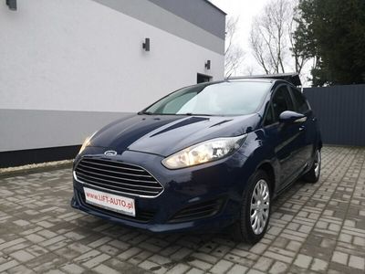 Niebieski Używany 2014 Ford Fiesta Hatchback | 27 900 zł (Dość drogi)