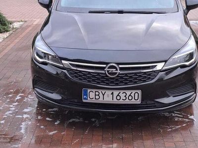 Czarny Używany 2018 Opel Astra Kombi | 40 000 zł (Uczciwa cena)