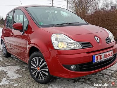 Używany Renault Modus 101 KM (74 kW) 2010 Bordowy Minivan