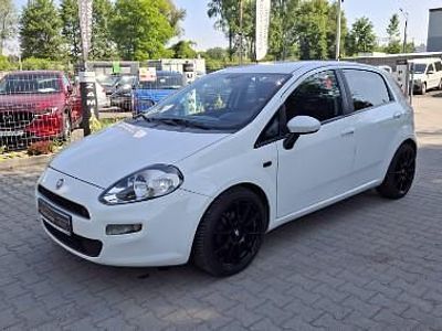 Biały Używany 2015 Fiat Punto Hatchback | 21 900 zł