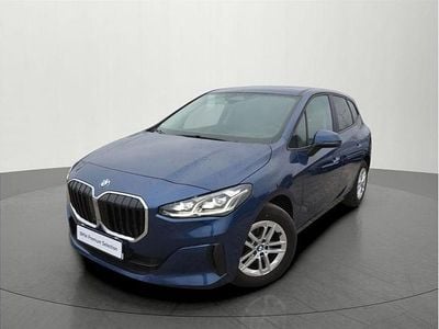 Niebieski phytonic metalizowany Używany 2022 BMW 218 Active Tourer Luxury Line Minivan | 99 900 zł (Uczciwa cena)